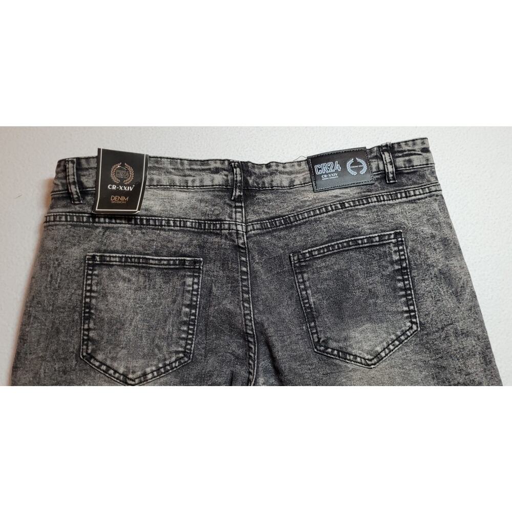 CR-24 Chrome Edge Mens Shorts 36x32 Gray Denim Holes Ripped Grunge Streetwear - Picture 8 of 11